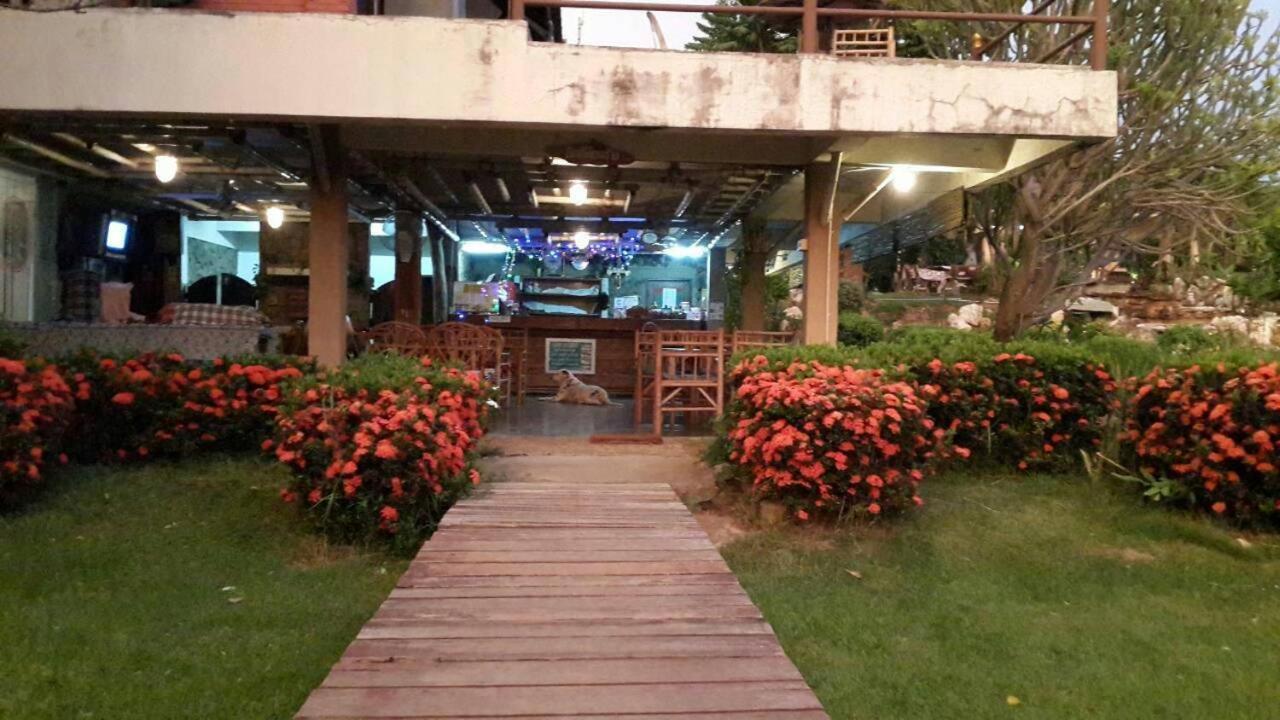 קנצ'נבורי Bamboo House Resort מראה חיצוני תמונה